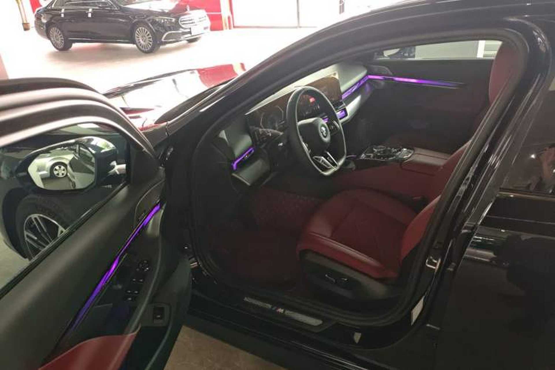 Used BMW 5 Series 2025 530Li Leading Model M Sport Package Driver Seat