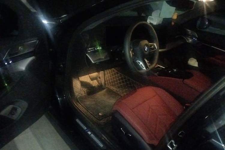 Used BMW 5 Series 2025 530Li Leading Model M Sport Package Driver Seat