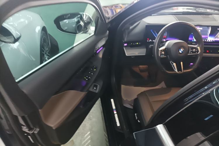 Used BMW 5 Series 2025 525Li M Sport Package Driver Seat