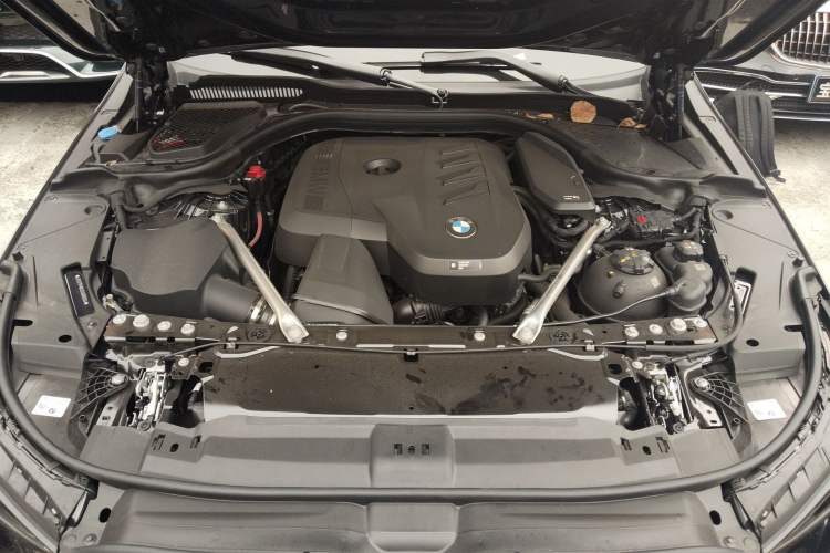 Used BMW 5 Series 2025 530Li Leading Model M Sport Package Engine Bay