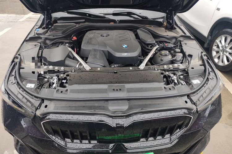 Used BMW 5 Series 2025 525Li M Sport Package Engine Bay
