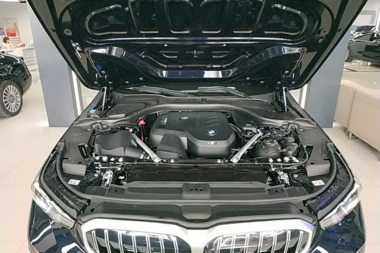 Used BMW 5 Series 2025 530Li Luxury Edition M Sport Package Engine Bay