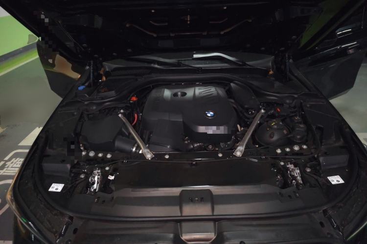 Used BMW 5 Series 2025 530Li Leading Model M Sport Package Engine Bay
