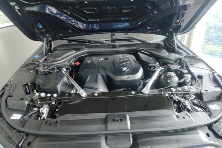 Used BMW 5 Series 2025 530Li Luxury Edition M Sport Package Engine Bay