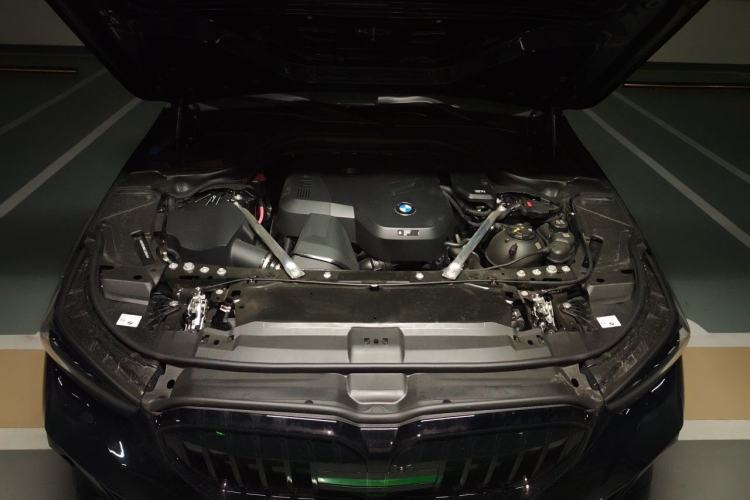 Used BMW 5 Series 2025 530Li Luxury Edition Premium Package Engine Bay