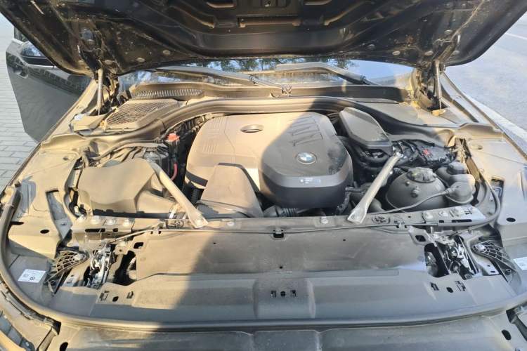 Used BMW 5 Series 2025 530Li Leading Model M Sport Package Engine Bay
