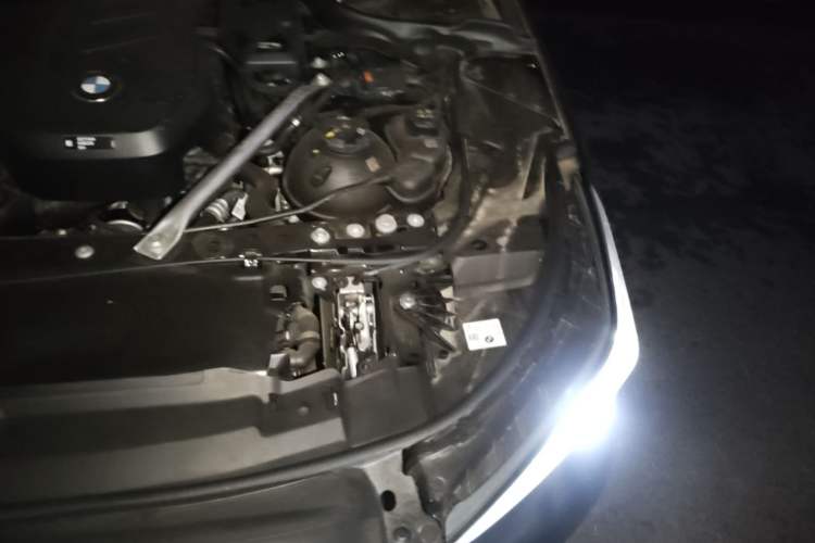Used BMW 5 Series 2025 525Li Luxury Package Engine Bay Left