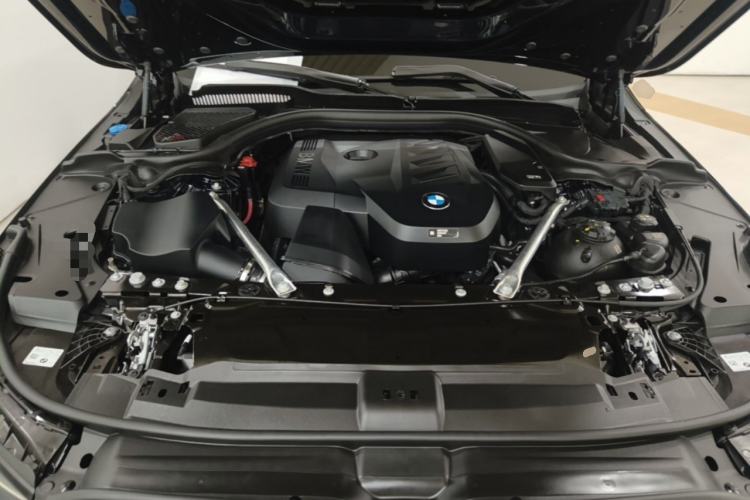 Used BMW 5 Series 2025 530Li Luxury Edition M Sport Package Engine Bay