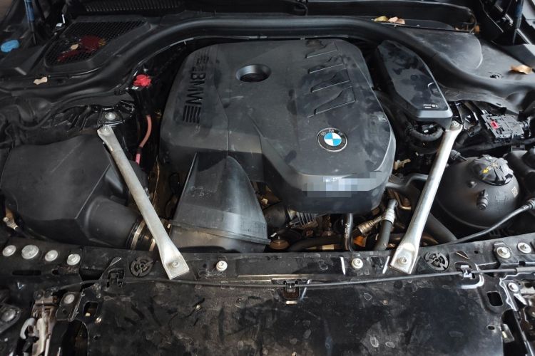 Used BMW 5 Series 2025 530Li Leading Model M Sport Package Engine Bay