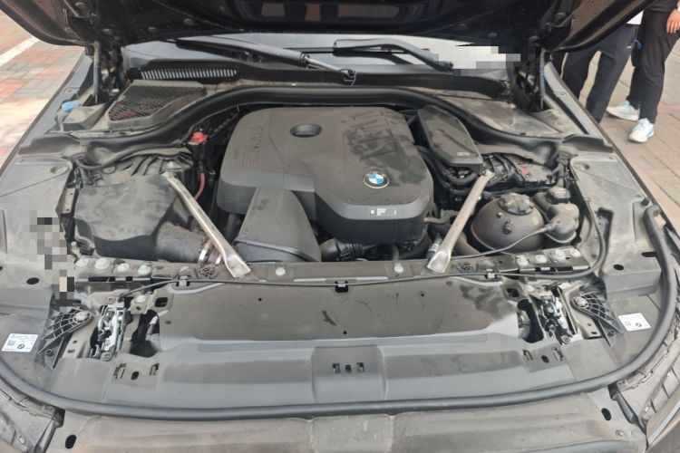 Used BMW 5 Series 2025 530Li Luxury Edition Premium Package Engine Bay