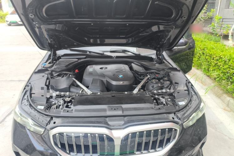 Used BMW 5 Series 2025 530Li Leading Model M Sport Package Engine Bay