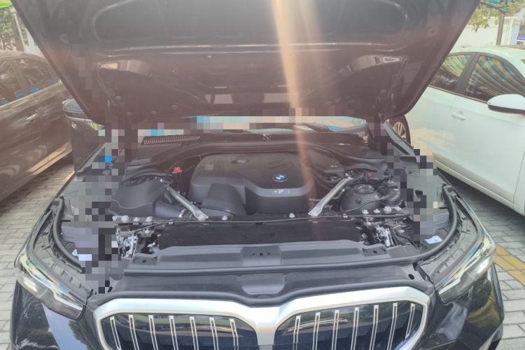 Used BMW 5 Series 2025 525Li M Sport Package Engine Bay