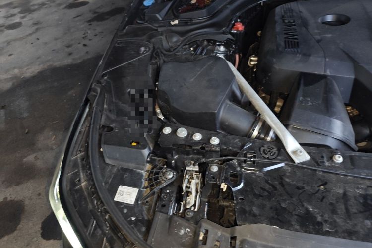Used BMW 5 Series 2025 530Li Leading Model M Sport Package Engine Bay Right