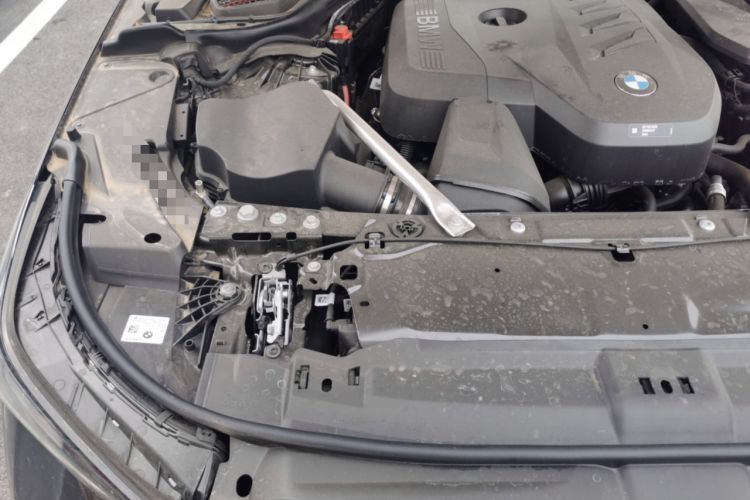 Used BMW 5 Series 2025 530Li Leading Model M Sport Package Engine Bay Right
