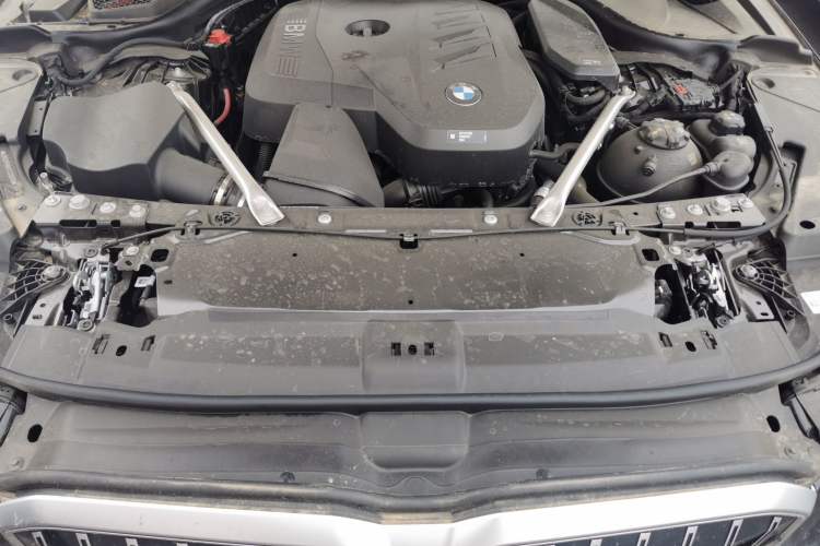Used BMW 5 Series 2025 530Li Leading Model M Sport Package Engine Bay