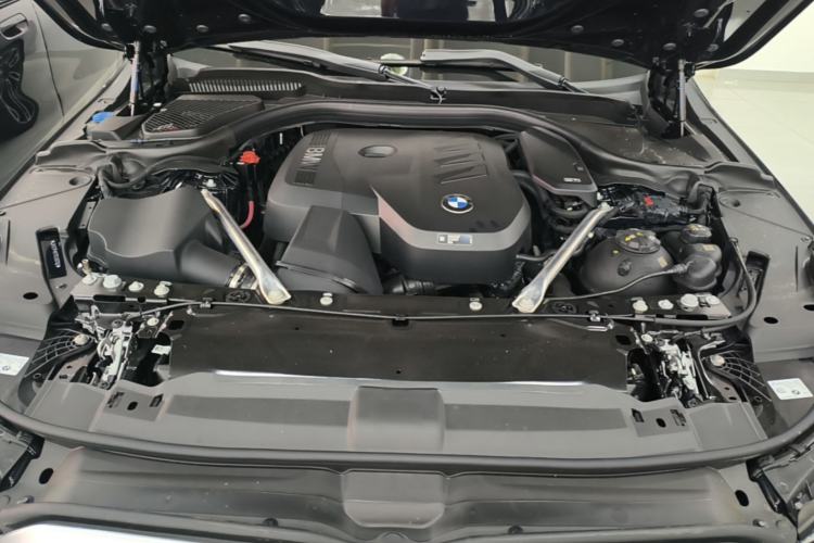 Used BMW 5 Series 2025 530Li Leading Model M Sport Package Engine Bay