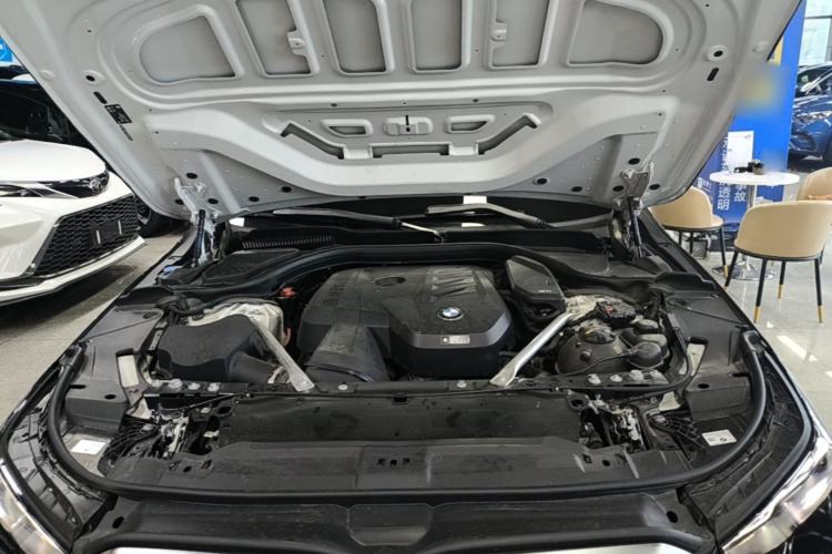 Used BMW 5 Series 2025 530Li Leading Model M Sport Package Engine Bay