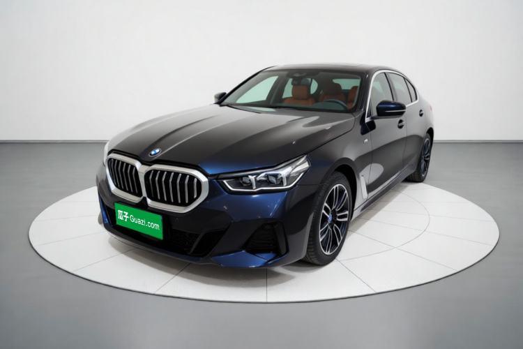 BMW 5 Series 2025 525Li M Sport Package