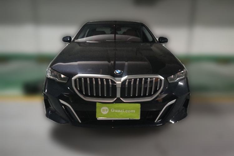 Used BMW 5 Series 2025 530Li Leading Model M Sport Package Exterior 1