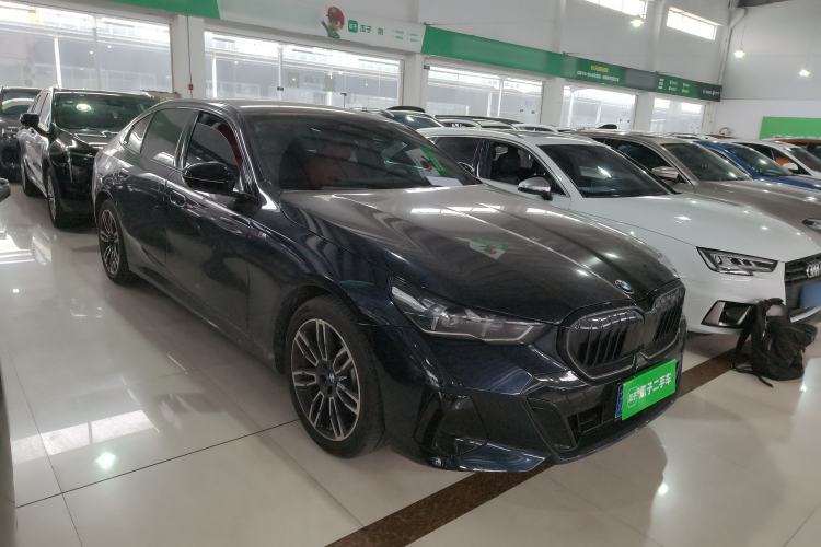 Used BMW 5 Series 2025 525Li M Sport Package Exterior 1