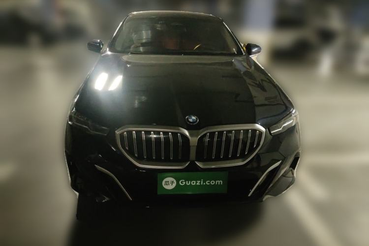 Used BMW 5 Series 2025 530Li Leading Model M Sport Package Exterior 1