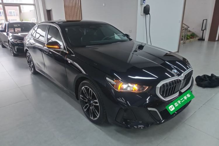 Used BMW 5 Series 2025 525Li M Sport Package Exterior 1