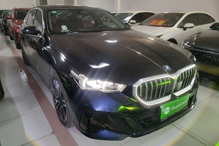 Used BMW 5 Series 2025 530Li Leading Model M Sport Package Exterior 1