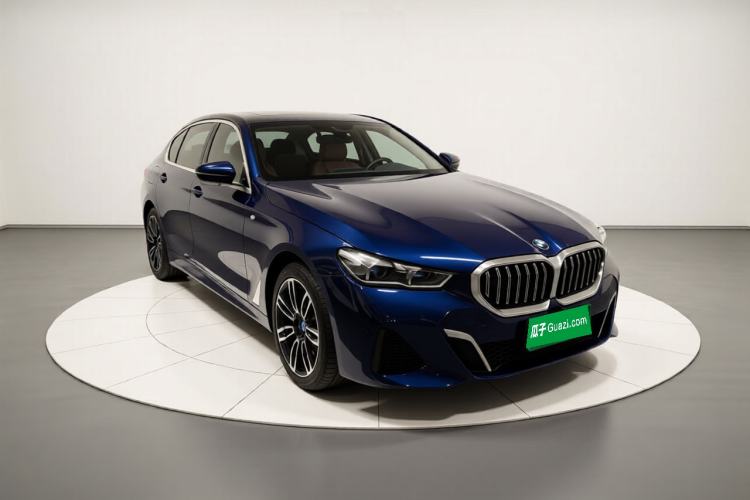Used BMW 5 Series 2025 530Li Leading Model M Sport Package Exterior 2