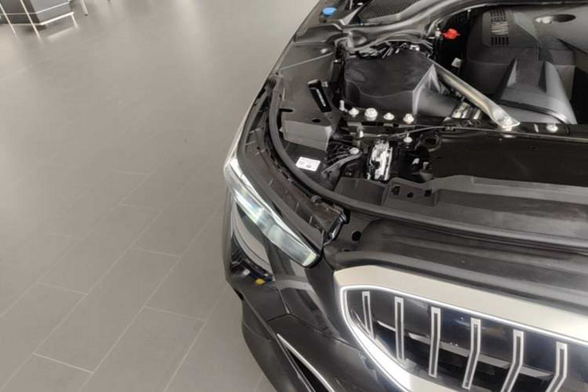 Used BMW 5 Series 2025 530Li Luxury Edition M Sport Package Exterior 3
