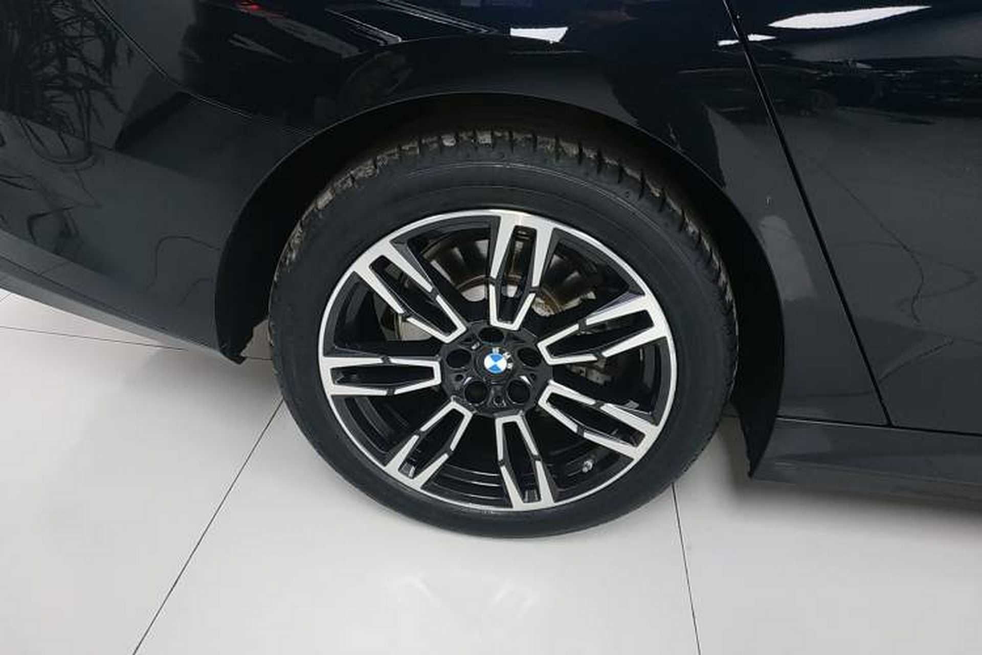 Used BMW 5 Series 2025 530Li Leading Model M Sport Package Exterior 5