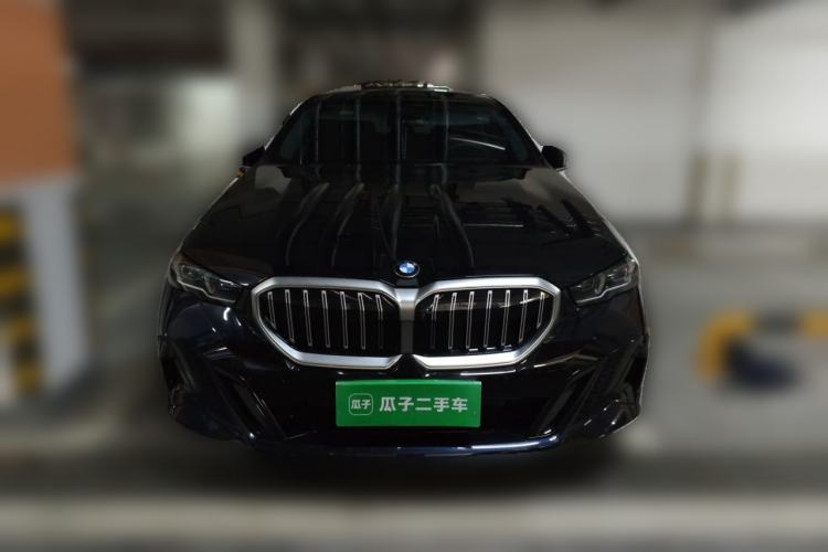 Used BMW 5 Series 2025 530Li Luxury Edition M Sport Package Front