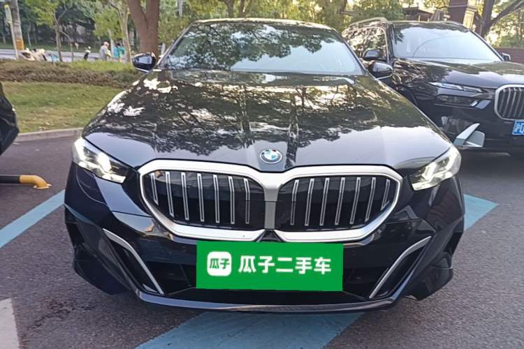 Used BMW 5 Series 2025 525Li M Sport Package Front