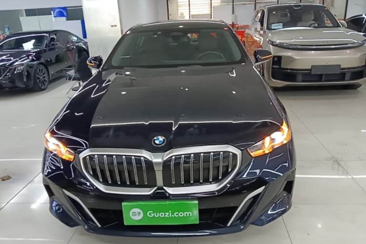 Used BMW 5 Series 2025 525Li M Sport Package Front