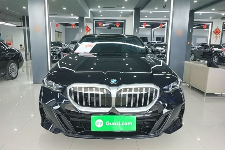 Used BMW 5 Series 2025 530Li Luxury Edition M Sport Package Front