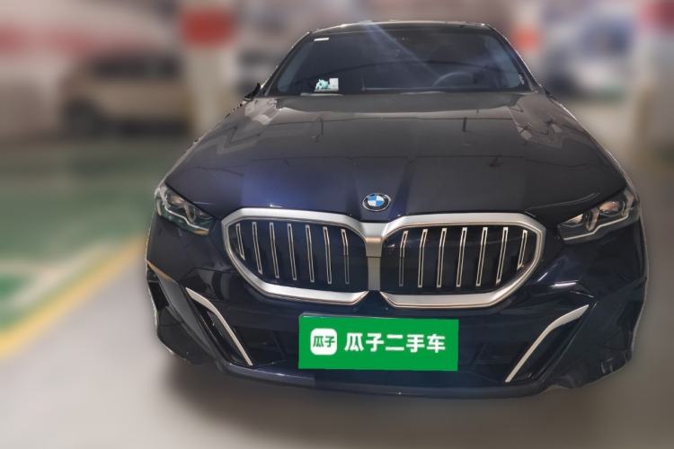 Used BMW 5 Series 2025 530Li Luxury Edition M Sport Package Front
