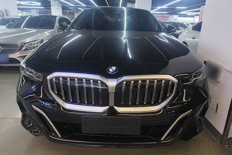 Used BMW 5 Series 2025 530Li Leading Model M Sport Package Front