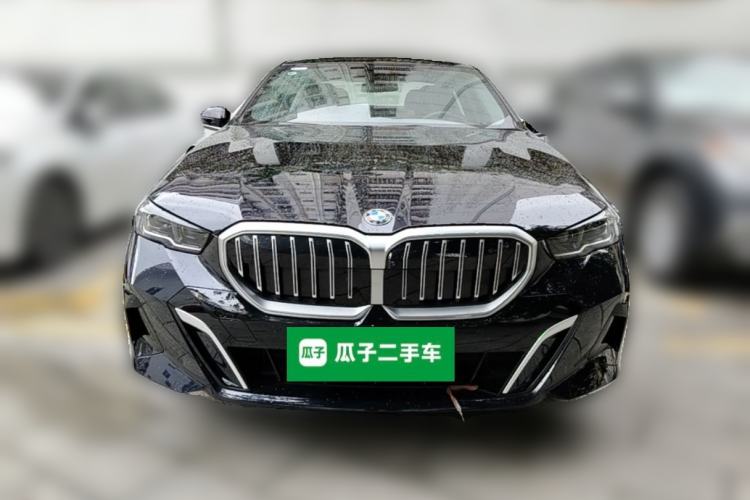 Used BMW 5 Series 2025 530Li Luxury Edition M Sport Package Front