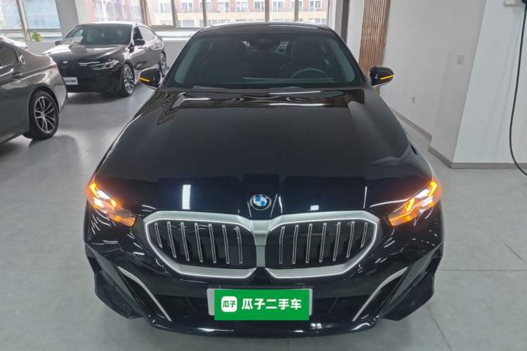 Used BMW 5 Series 2025 525Li M Sport Package Front