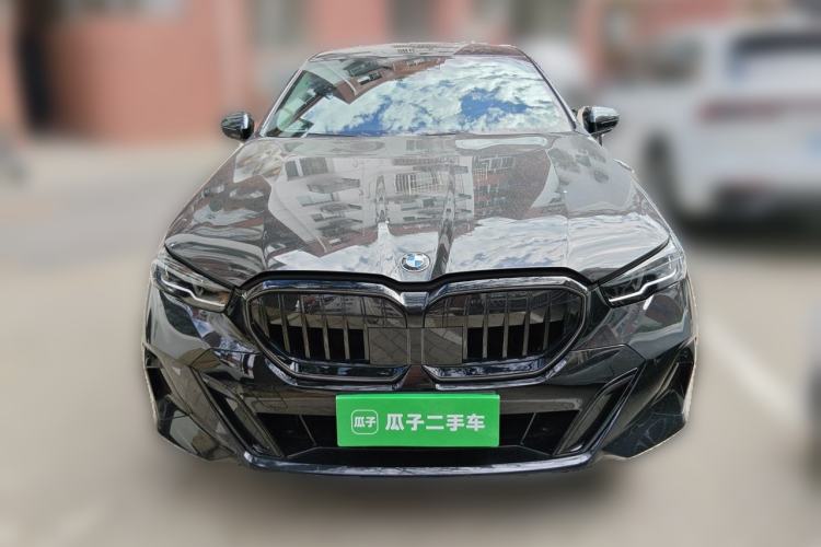 Used BMW 5 Series 2025 525Li M Sport Package Front