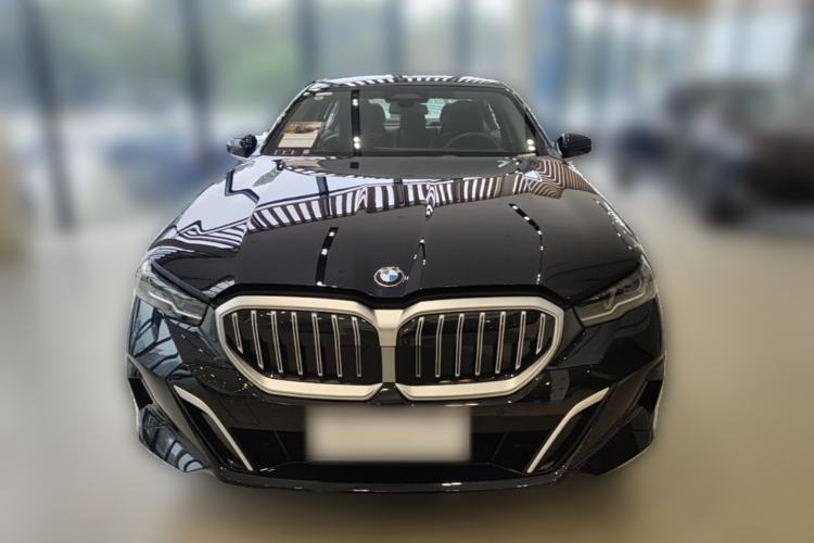 Used BMW 5 Series 2025 530Li Luxury Edition M Sport Package Front