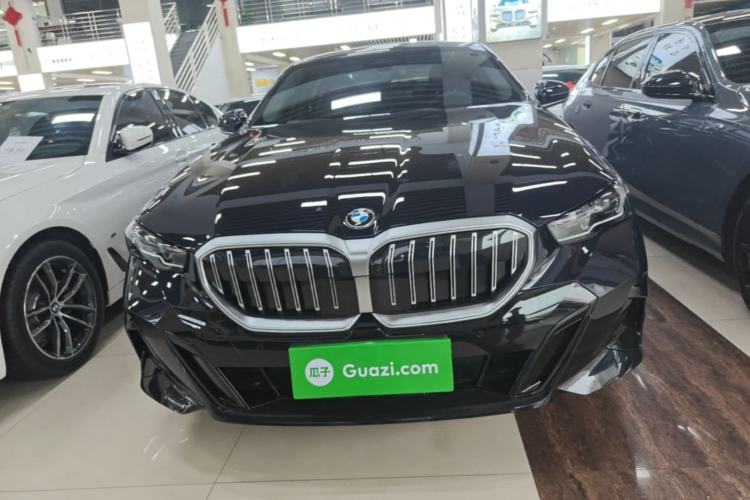 Used BMW 5 Series 2025 530Li Leading Model M Sport Package Front