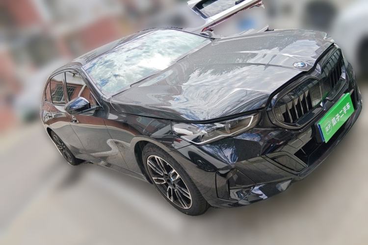Used BMW 5 Series 2025 525Li M Sport Package Front Right 45 Deg