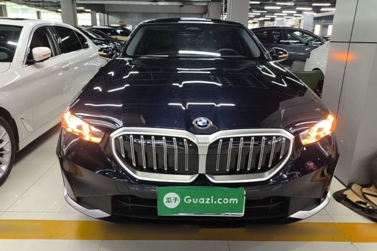 Used BMW 5 Series 2025 525Li Luxury Package Front