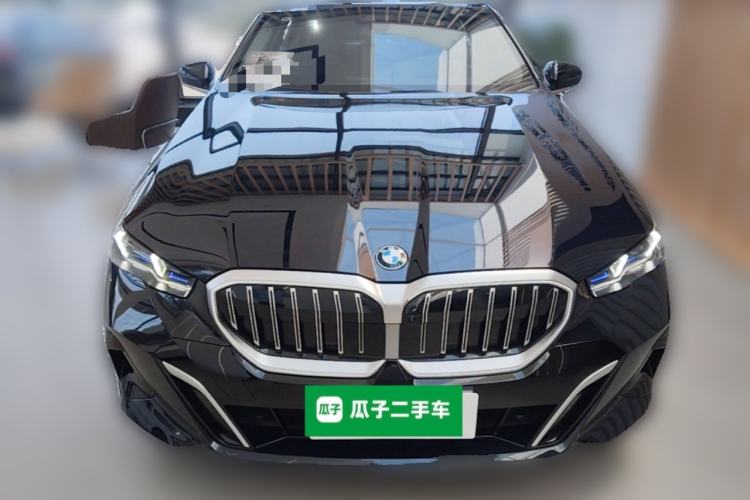 Used BMW 5 Series 2025 530Li Luxury Edition M Sport Package Front