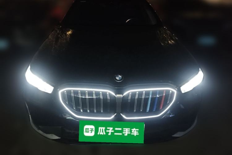 Used BMW 5 Series 2025 525Li Luxury Package Front