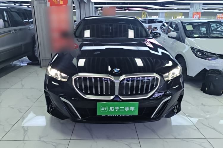 Used BMW 5 Series 2025 530Li Leading Model M Sport Package Front