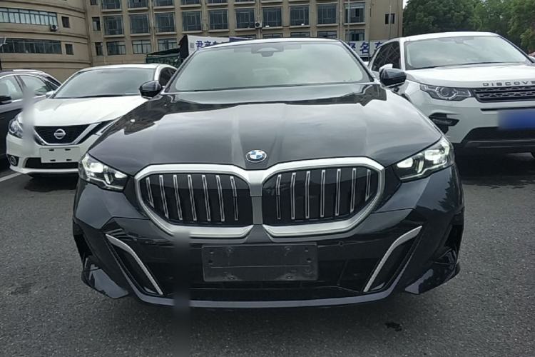 Used BMW 5 Series 2025 530Li Leading Model M Sport Package Front