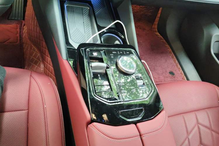Used BMW 5 Series 2025 530Li Leading Model M Sport Package Gear Lever