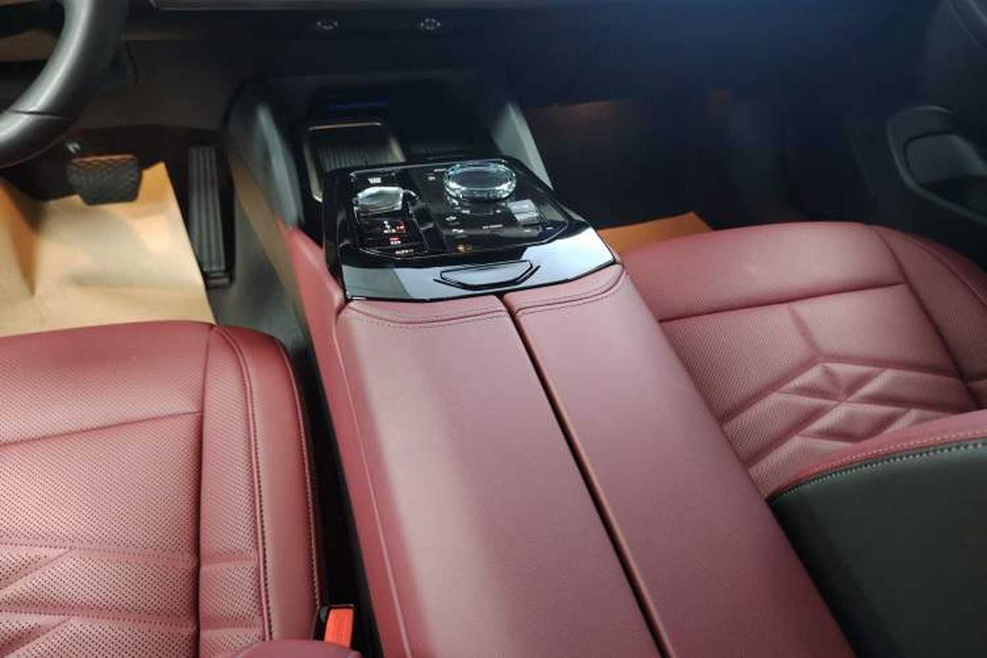Used BMW 5 Series 2025 530Li Luxury Edition M Sport Package Gear Lever