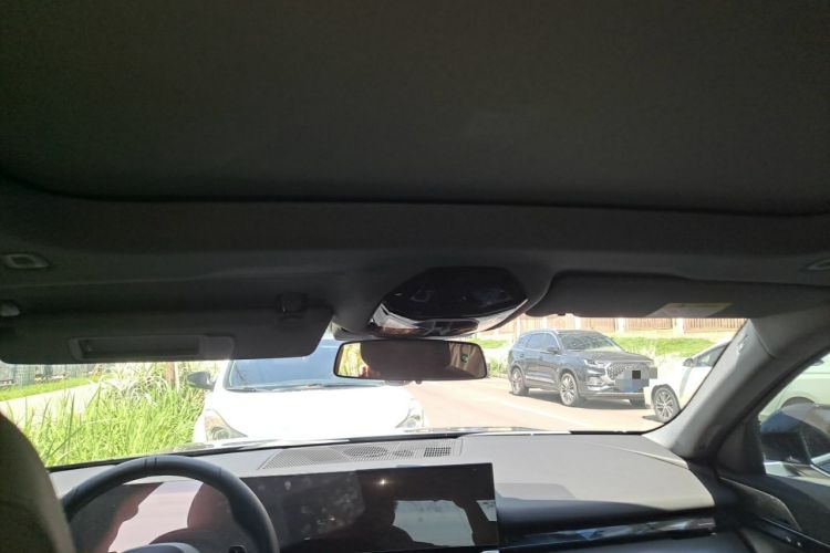 Used BMW 5 Series 2025 530Li Leading Model M Sport Package Headliner